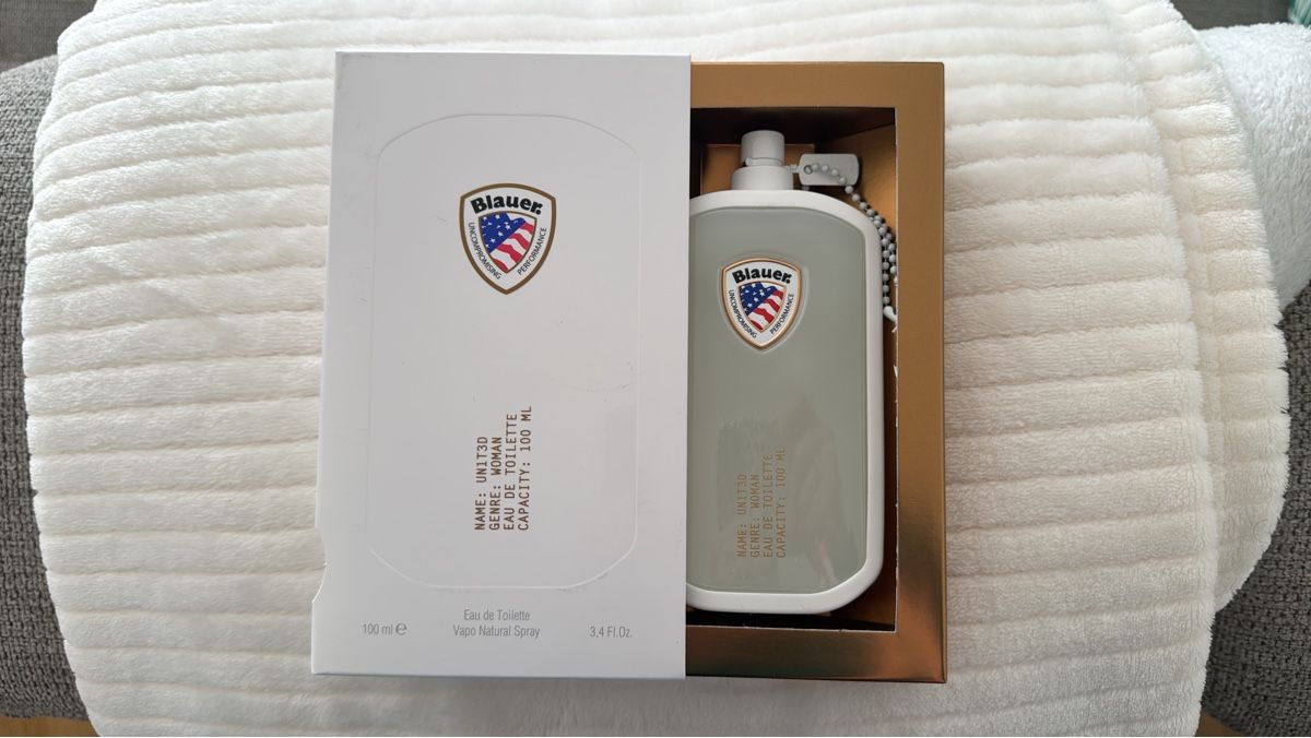 Profumi & Eau de Toilette: Blauer UN1T3D Damenparfum 100ml – Nuovo e nell'imballaggio originale da Ebikon venduto da jov_w5ww