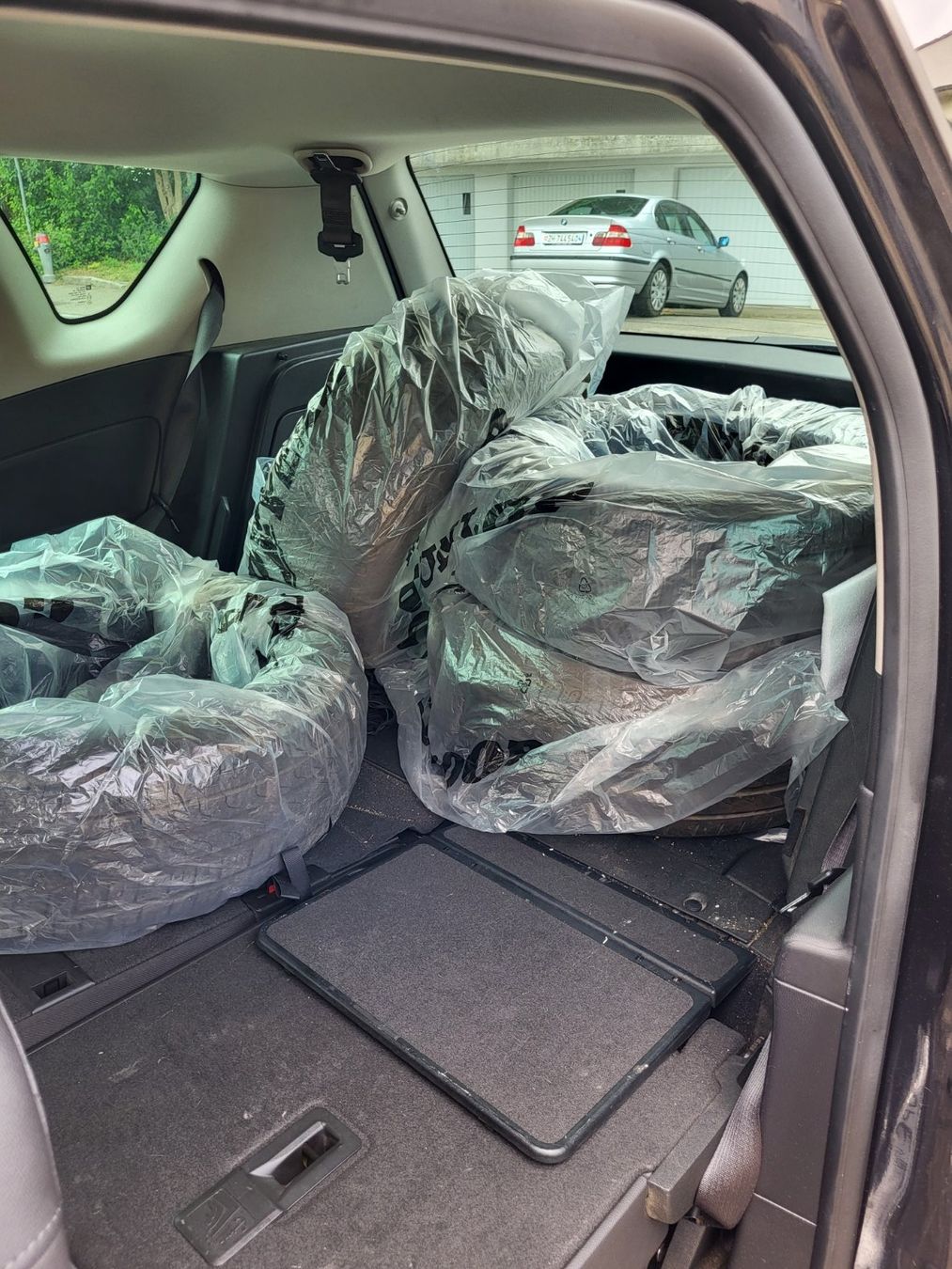 Opel Automobili: Opel Meriva Cosmo 1.4 – Usato da Winterthur venduto da Huk06 8