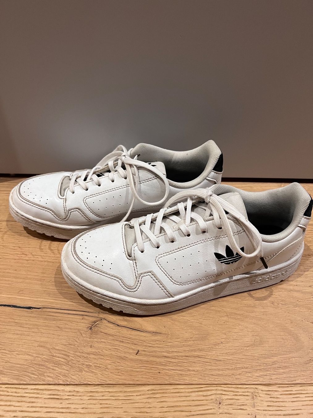 Adidas Schuhe für Jungen: Adidas Sneaker Gr. 38 – Gebraucht aus Canobbio von miro002 1