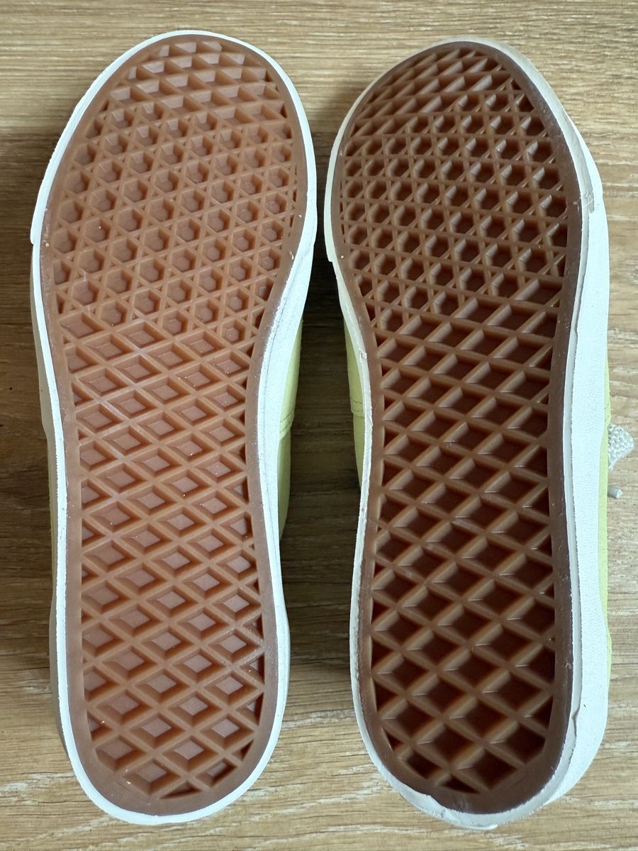 Vans Scarpe da donna: Baskets Vans Authentic Lowpro Fat L vert neuves , 39 – Usato da Tavannes venduto da Thriftshop 4