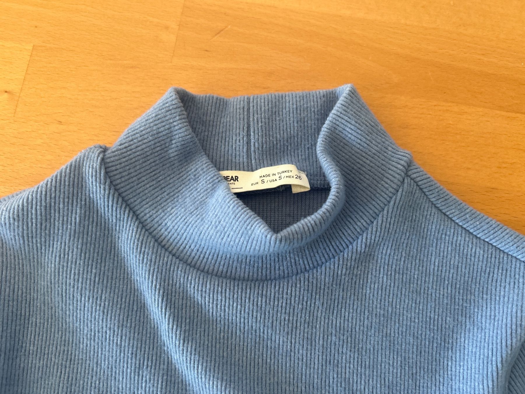 Pull&Bear Maglioni & Felpe: Pull&Bear Crop Top langarm blau Grösse S gebraucht – Usato da Buttisholz venduto da allule13 1