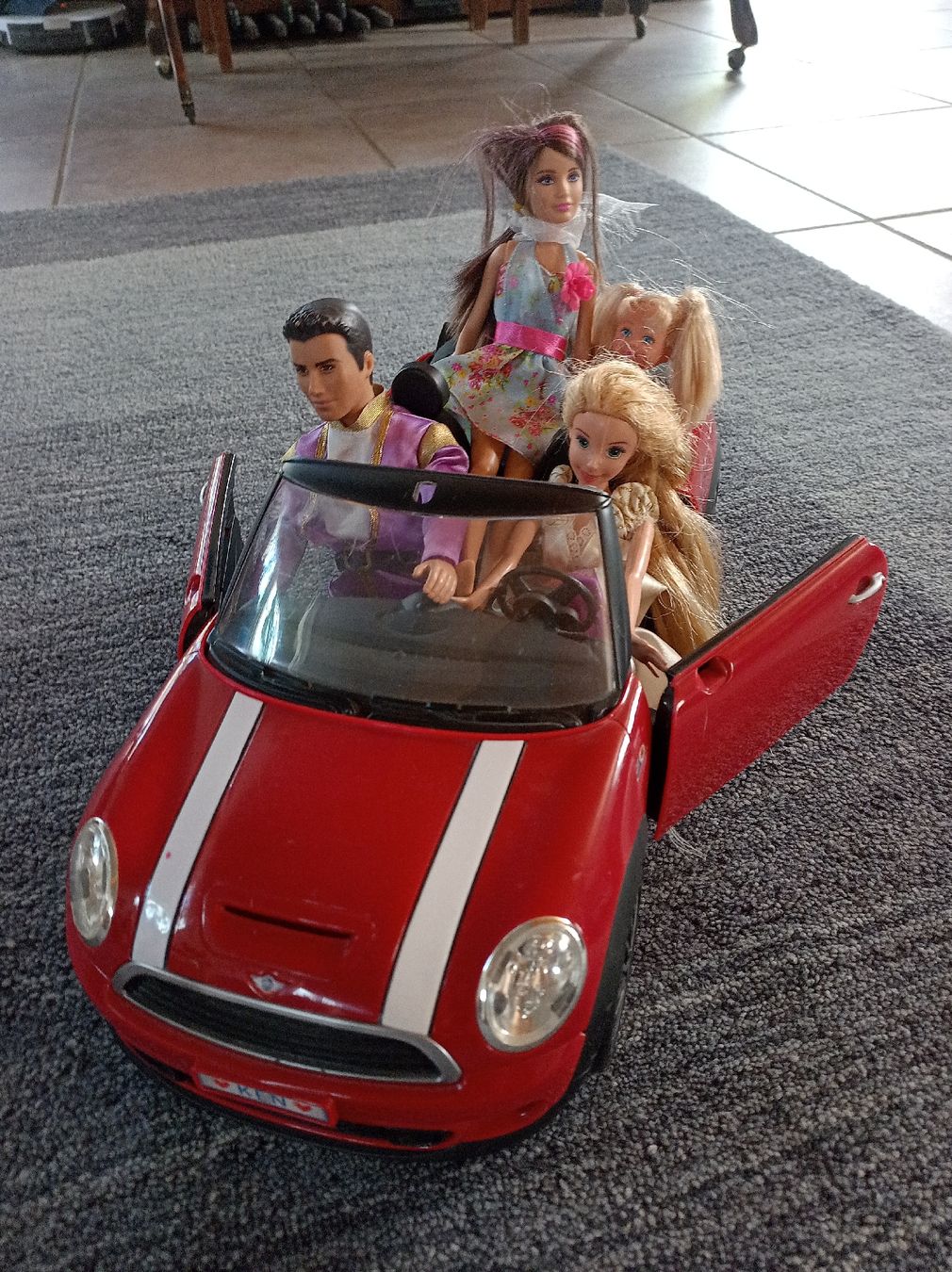 Bambole: Barbie mit Auto  – Usato da Romanshorn venduto da lobpreis01