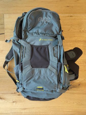 Evoc FR Trail E-Ride grau