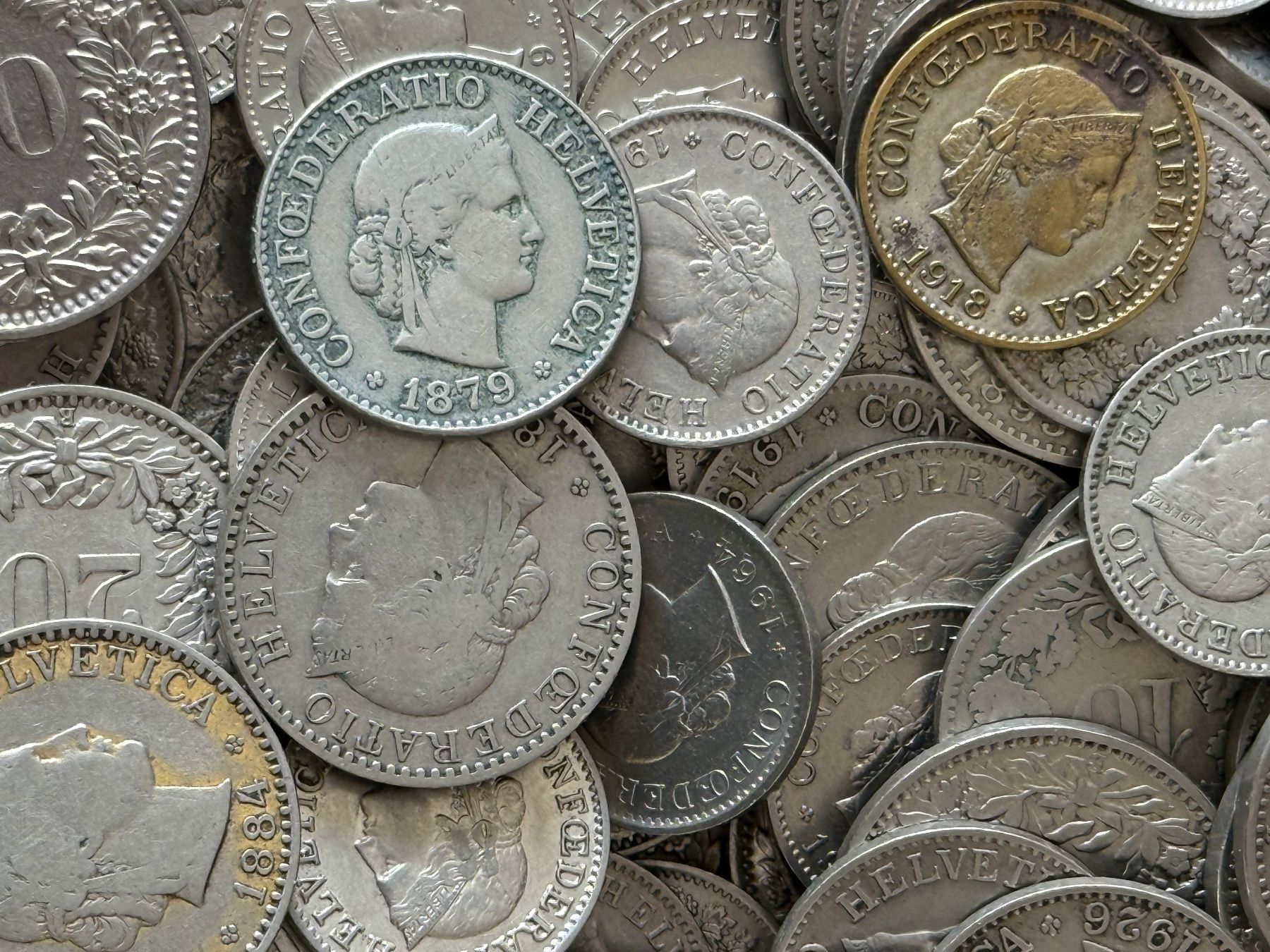 Toutes les monnaies: Über 3kg Schweizer Kleingeld ab 1879 – D'occasion à Hinterkappelen par Numismatik3032 2