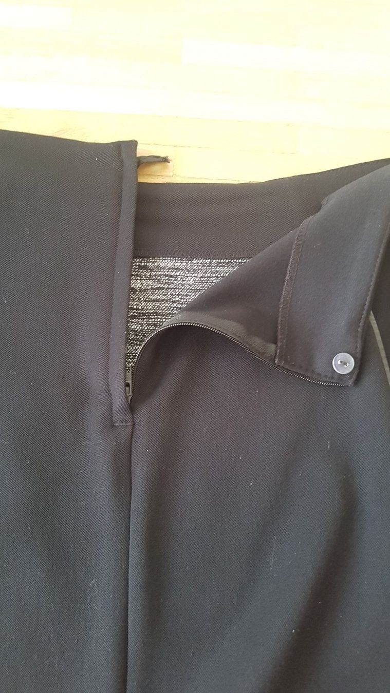 H&M Röcke: Belle jupe noire droite – Neu (gemäss Beschreibung) aus Le Mont-sur-Lausanne von olatiu 4