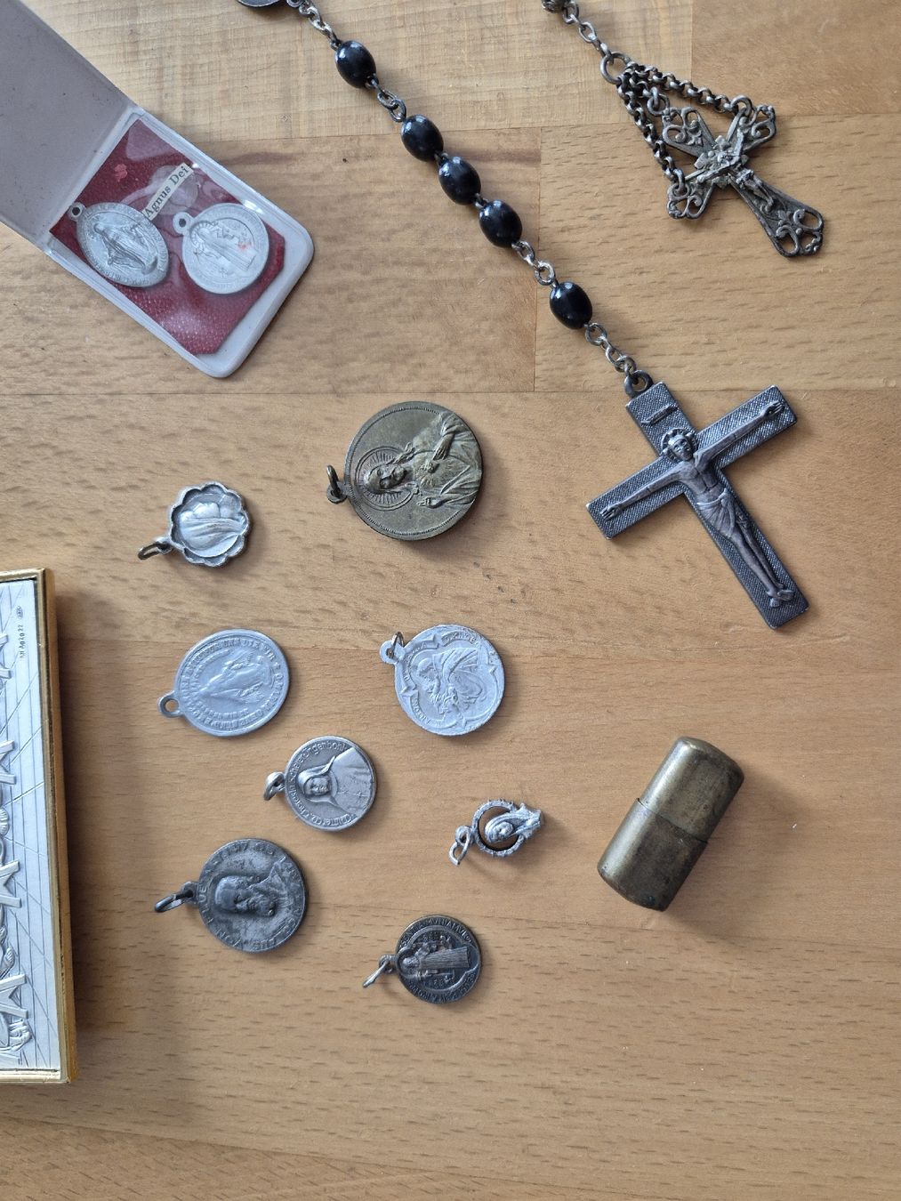 Altri gioielli: Religiöses Konvolut – Usato da Vilters venduto da Fleiflomi 3