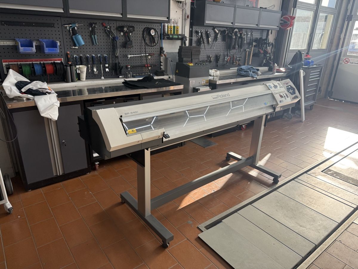 Roland Stampanti: Plotter Roland SP-540i Stampa taglio ab1.-  – Difettoso da Riva San Vitale venduto da tft96 1