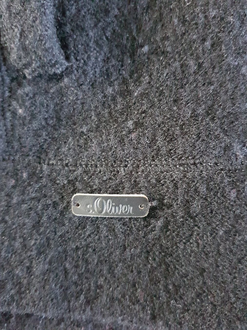 Jacken: Damenjacke S.Oliver Kapuzenjacke – Gebraucht aus Giswil von online-Brockenhaus 4