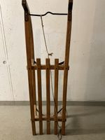 Alter Holzschlitten