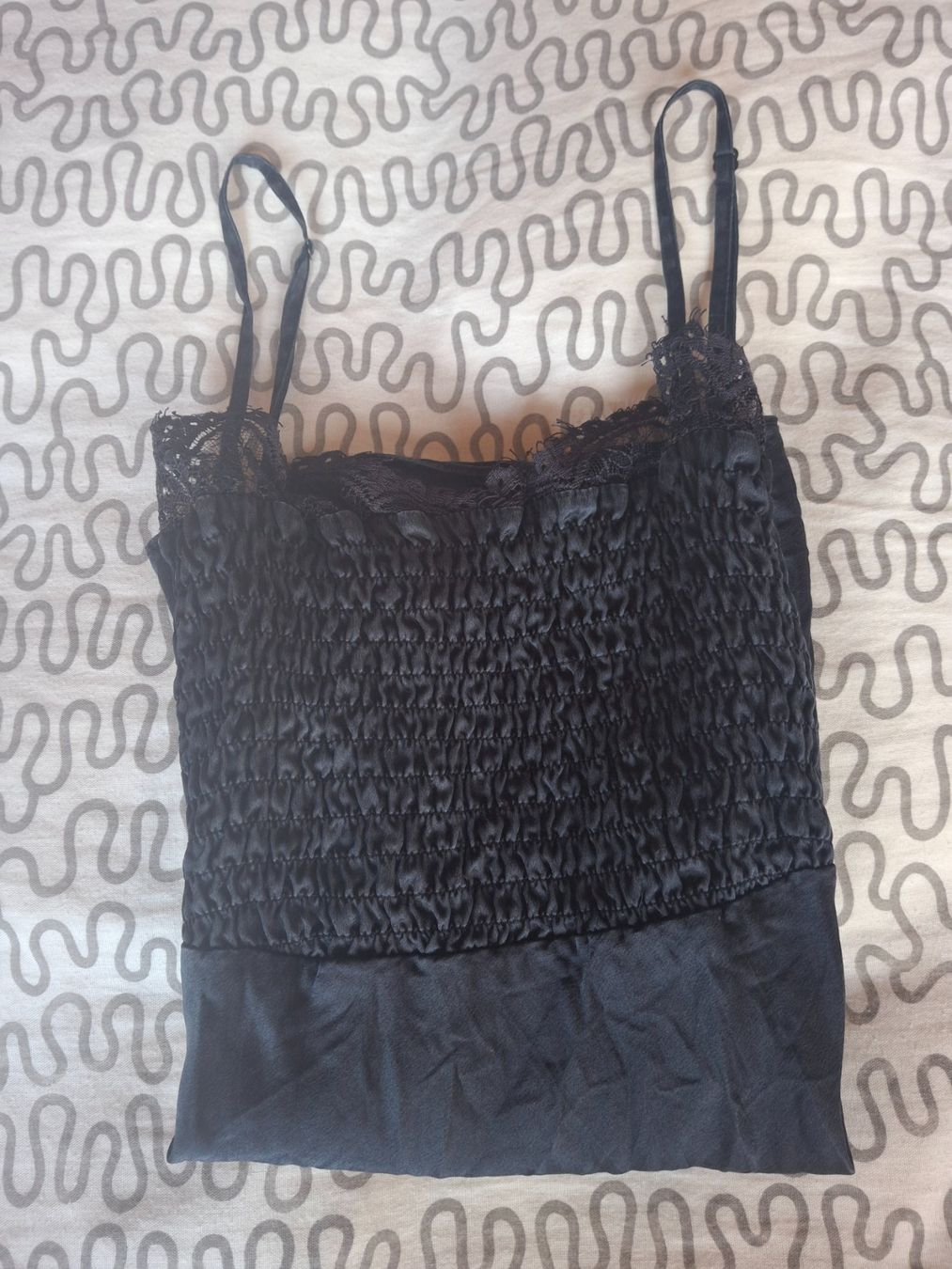Top: Haut fluide noir taille XS – Usato da Villiers venduto da san_jn5w 7