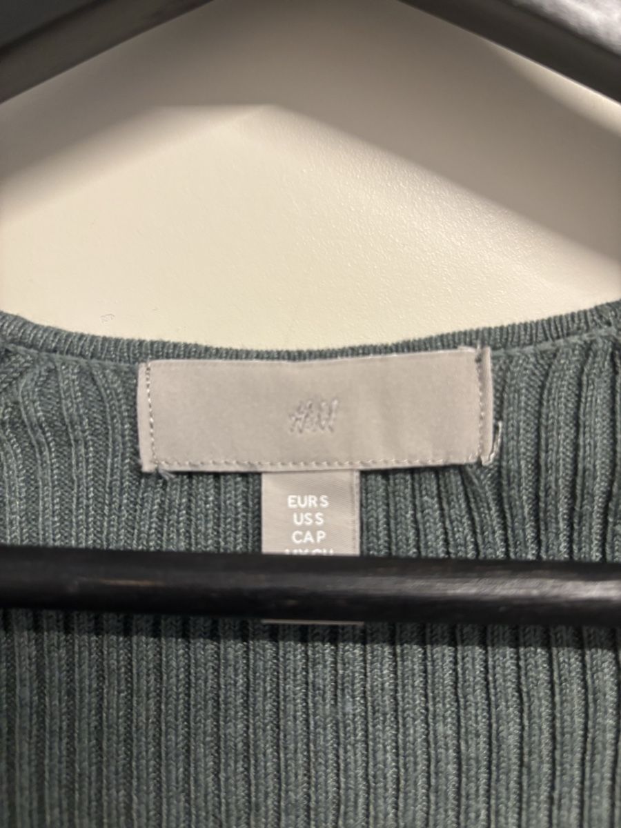 H&M Vestiti: H&M Strickkleid – Nuovo (secondo la descrizione) da Bern venduto da lek_flt9 2