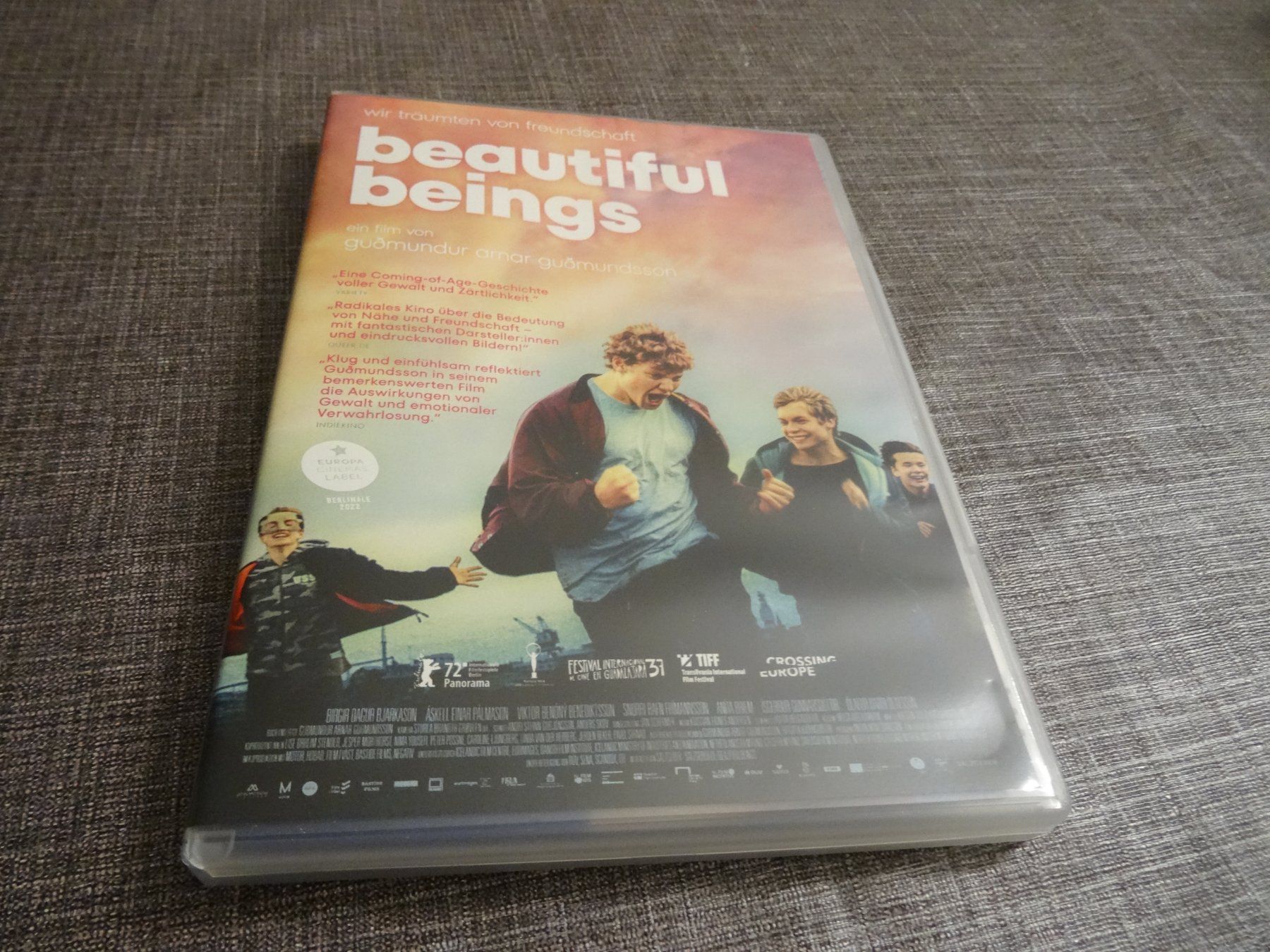 Tutti i DVDs: DVD Beautiful Beings – Usato da Olten venduto da Disc-Verkauf