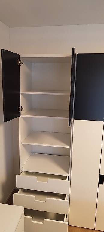 Ikea Armadi: Kleiderschrank Ikea Stuva – Usato da Oberburg venduto da joelberger03 3