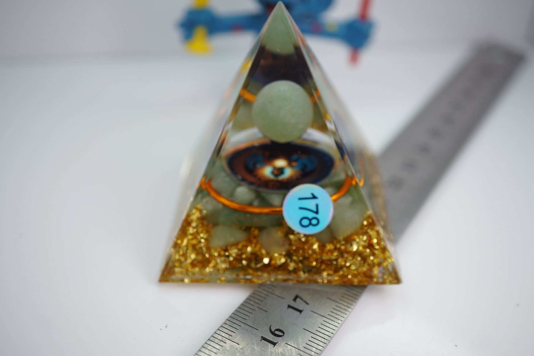 Minerali & Pietre curative: Aventurin  Kugel    Orgonit - Pyramide 5 cm  ab 6.-  !! – Nuovo e nell'imballaggio originale da Eschenbach SG venduto da topstone 3