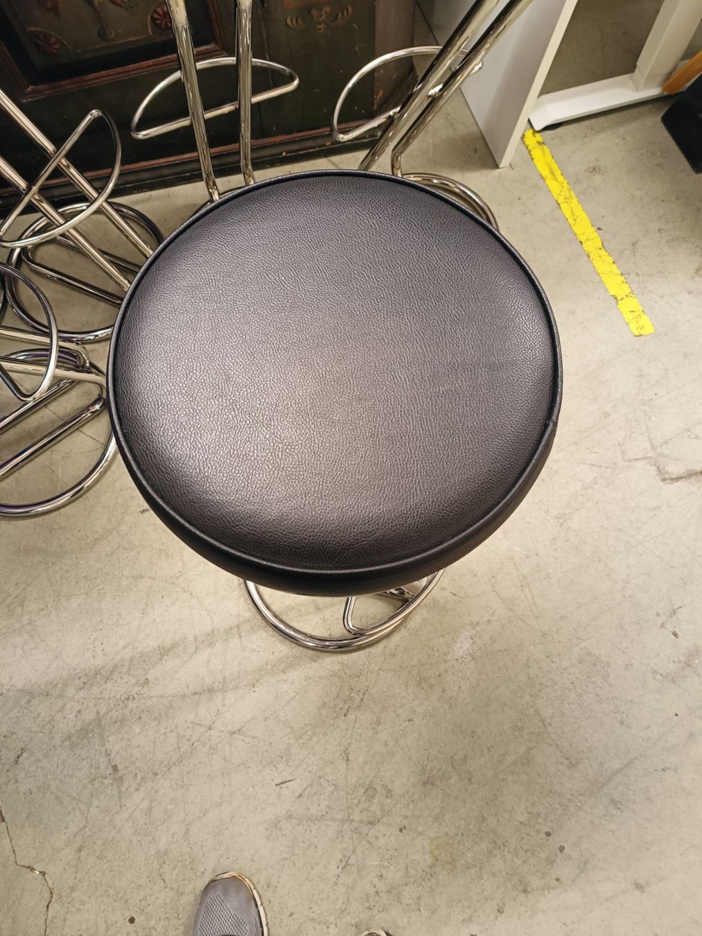 Tabourets: Barhocker Stühle – D'occasion à Pfäffikon ZH par K-V-M 2