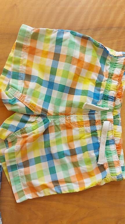 Pantaloni: 2x kurze Hose Gr. 92 H&M – Usato da Rotkreuz venduto da MASI17 1