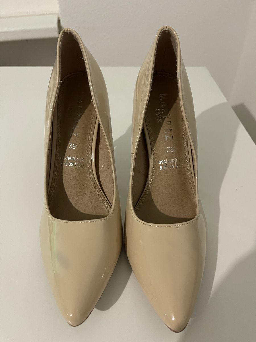Scarpe da donna: Elegante Damenschuhe, Beige, Grösse 39 – Nuovo (secondo la descrizione) da Wetzikon ZH venduto da man_7mn7 5