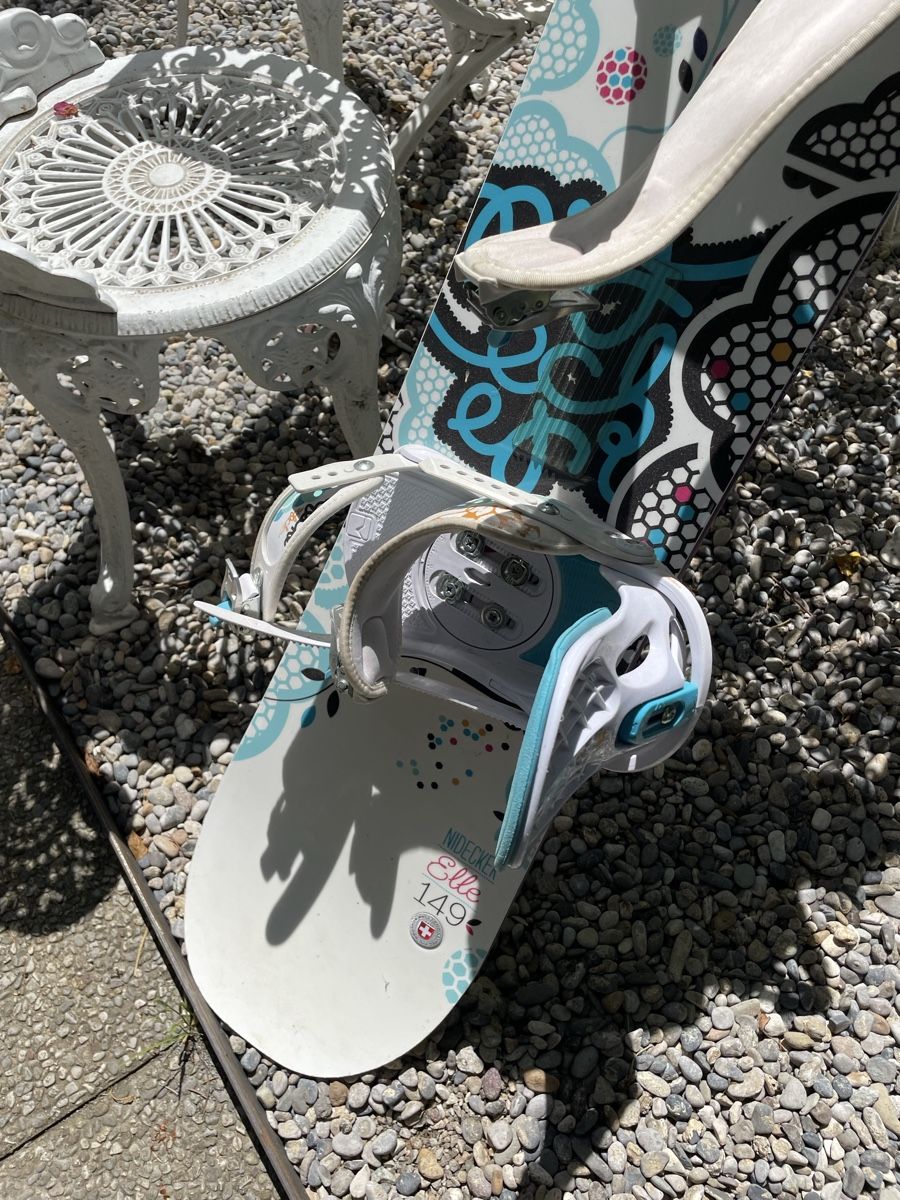 Board: Nidecker Elle 149cm mit Bindung guter Zustand – Usato da Luzern venduto da najoti 6
