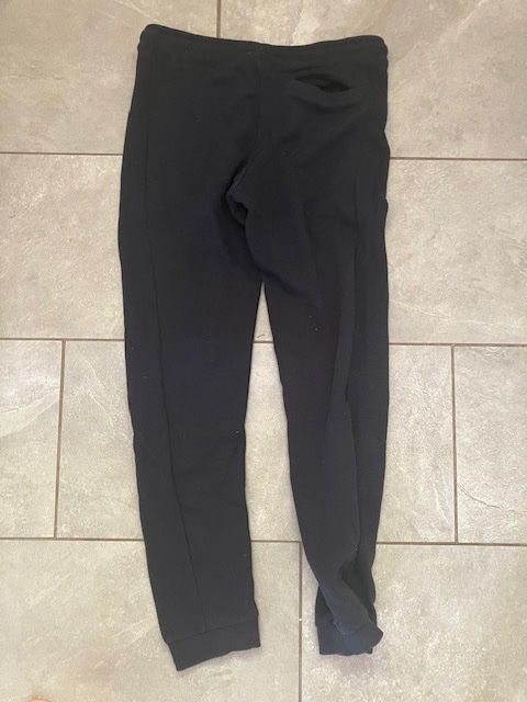 C&A Pantalons: Trainerhose Jungen (Gr. 164) – D'occasion à Aathal-Seegräben par daso03 2