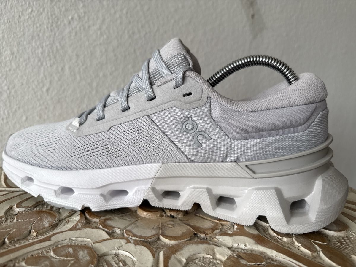 On Herrenschuhe: On cloud Cloudflyer 5 Grösse 42 fast neu – Neu (gemäss Beschreibung) aus Zürich von sha_vw65 5