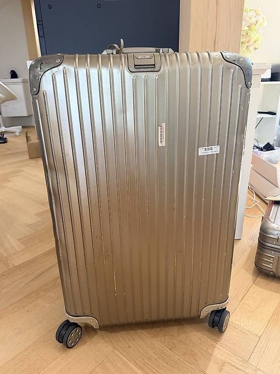 Valigie: Rimowa Koffer – Usato da Roggwil TG venduto da est_r5x7