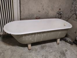 Badewanne mit Füss, Gusseisen ca. 1955 mit ca. 4mm Emaille