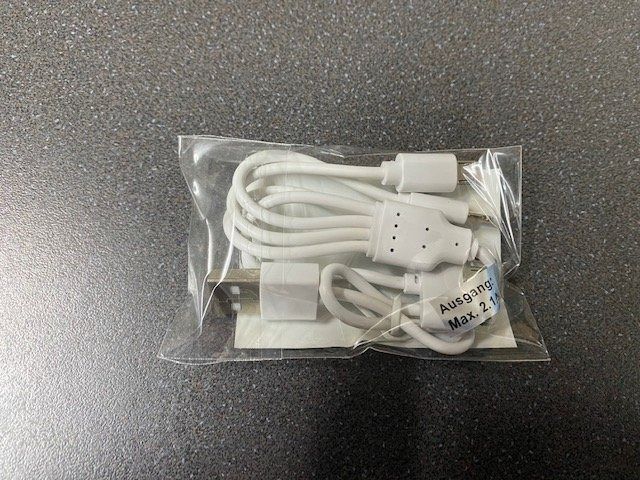 Caricabatterie: Ladekabel 4in1 weiss – Nuovo e nell'imballaggio originale da Emmen venduto da Aribini