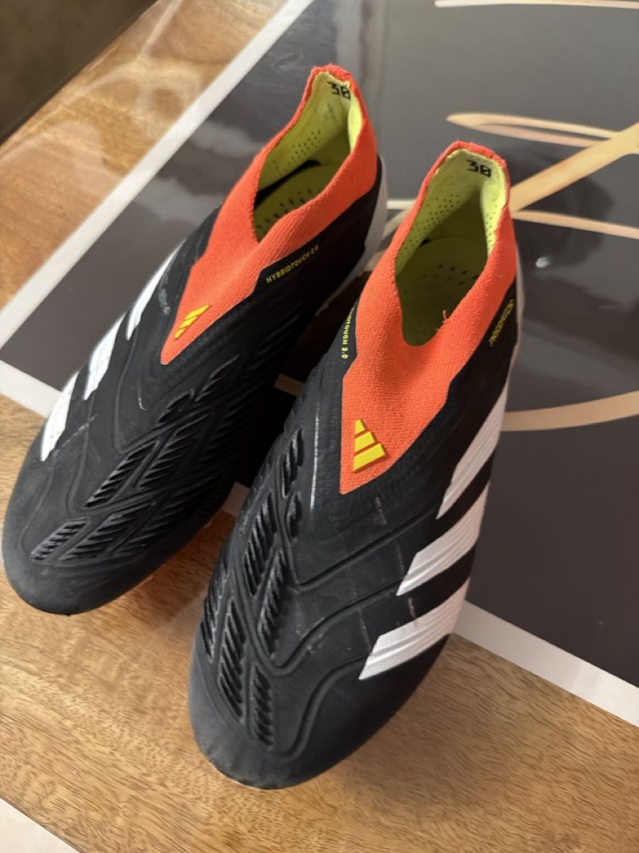 Adidas Scarpe da uomo: PREDATOR Adidas nr 39,5 – Usato da Koblenz venduto da lul_5dmx