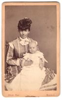 Fotografie J. Albert, München, Marie Th