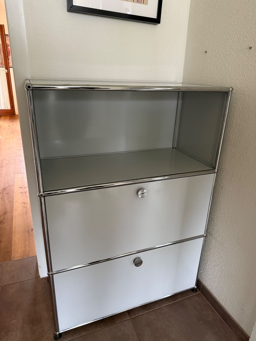 USM Scaffali: USM Haller Sideboard 1x3 Lichtgrau Q2 – Usato da Balsthal venduto da Designhaus.Schmitt