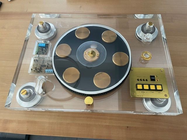 Tourne-disques: PLATTENSPIELER BAUPROJEKT - TECHNICS? – D'occasion à Fahrwangen par Swirl2