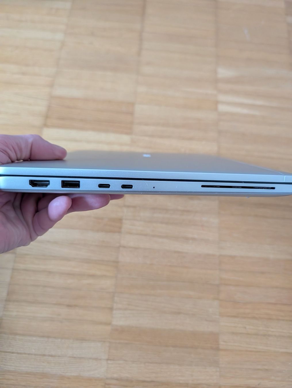 Dell Notebook: Dell Pro 14 Plus ab 1.- – Nuovo (secondo la descrizione) da Sissach venduto da Kilrathy 2