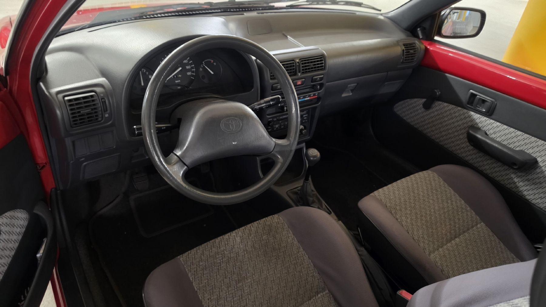 Toyota Automobili: Toyota Starlet 1.3 xli – Usato da zürich venduto da val_yr8v 7