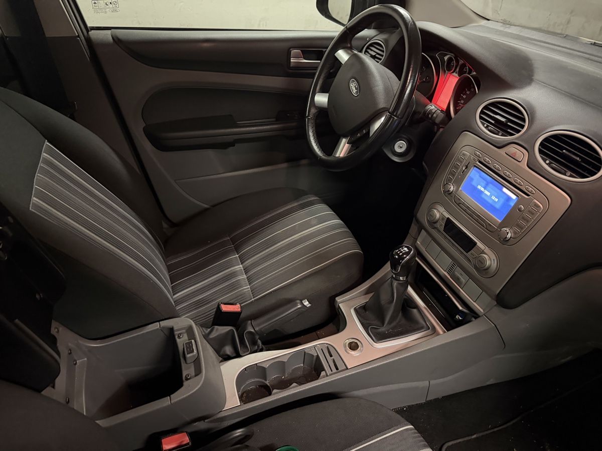 Ford Automobili: Ford focus 2.0i mfk2510.23 – Usato da Lyss venduto da xydz 6
