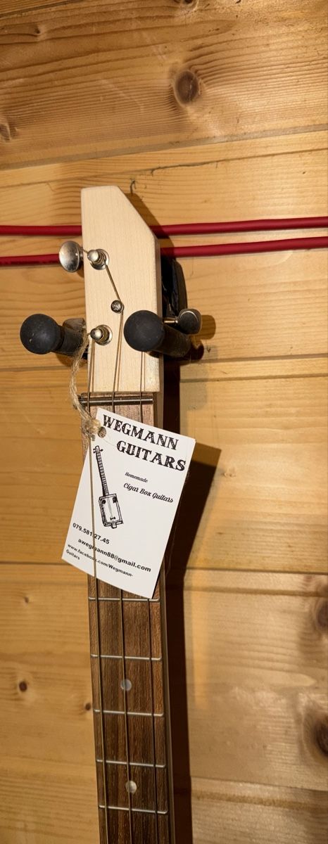 Musikinstrumente: Cigar Box Guitar - Wegmann Guitars – Gebraucht aus fey von Caductilometre 1