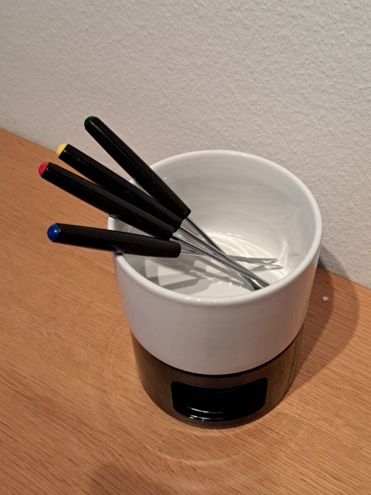 Set di piatti: Schokoladen-Fondue-Set – Nuovo e nell'imballaggio originale da Rothenburg venduto da Nickbeni 2