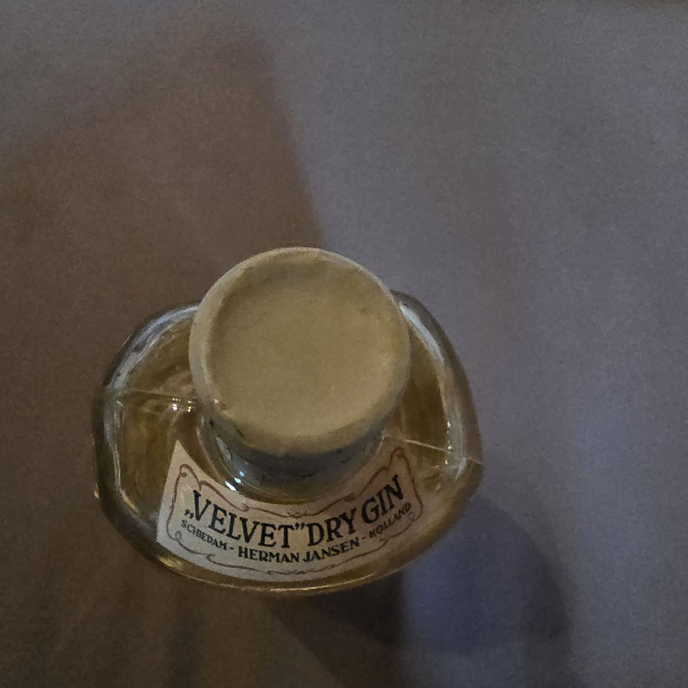 Bevande alcoliche: très vielle et rare bouteille de gin – Usato da vuadens venduto da papi9 1