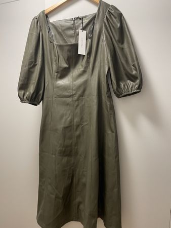 Kleid Grösse 40