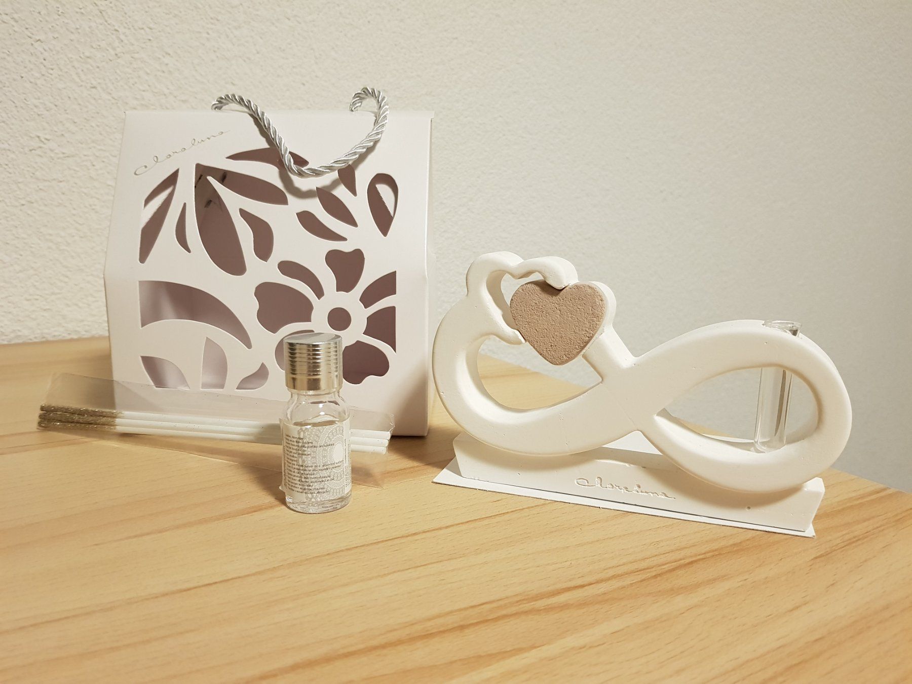 Tutte le decorazioni: Dekofigur/Duftstäbchenhalter/Raumduft Unendlichkeit Liebe – Nuovo (secondo la descrizione) da Märstetten venduto da activemember