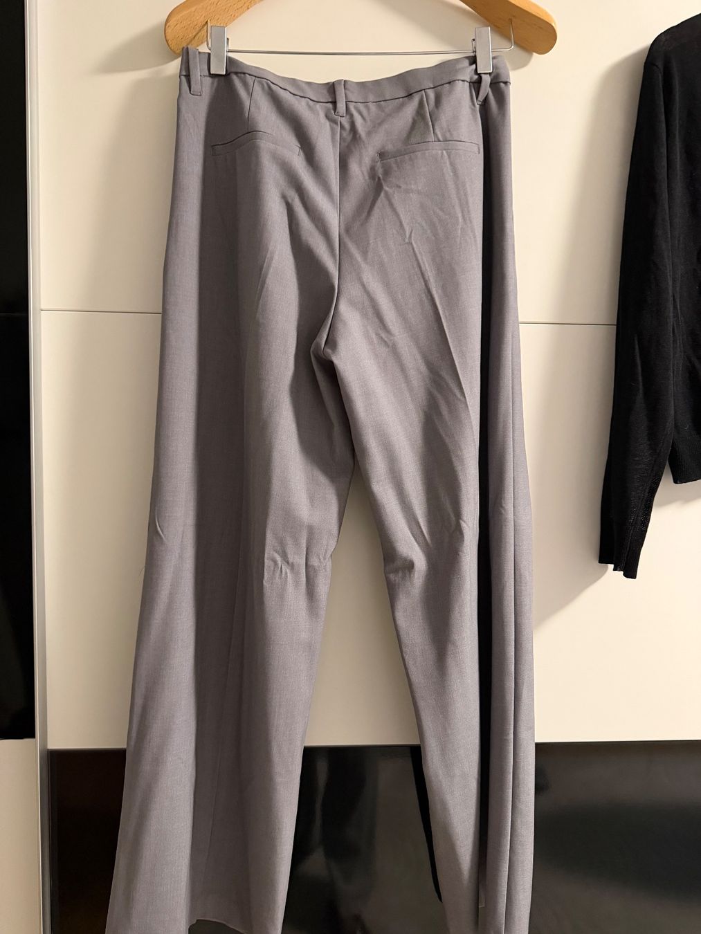 H&M Pantaloni: H&M Bunfaltenhose Gr.38 – Nuovo (secondo la descrizione) da Ostermundigen venduto da anja046 2