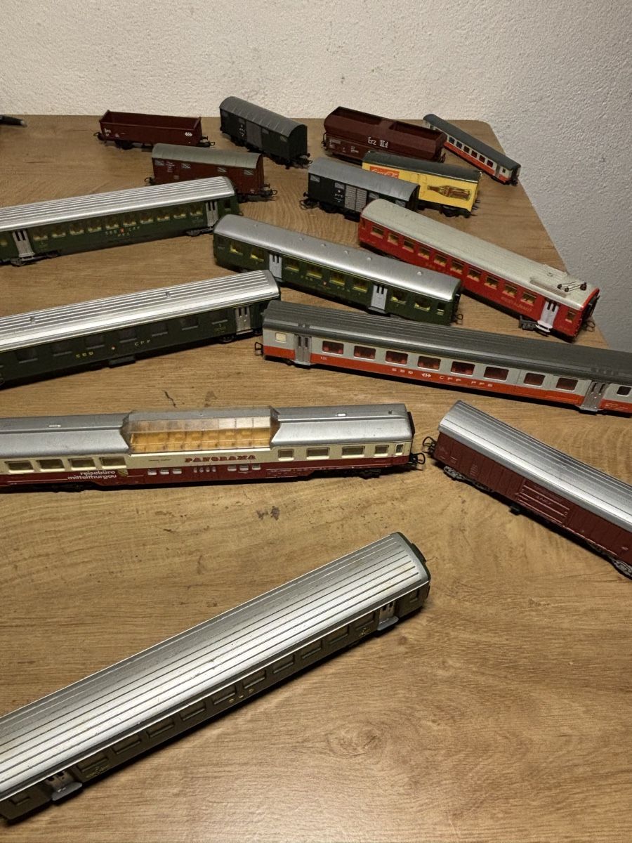 Modellini di ferrovie: 15 Modellbahn Waggons SBB CFF Sammlung Kunststoff – Usato da Orpund venduto da BlackEagel80 9