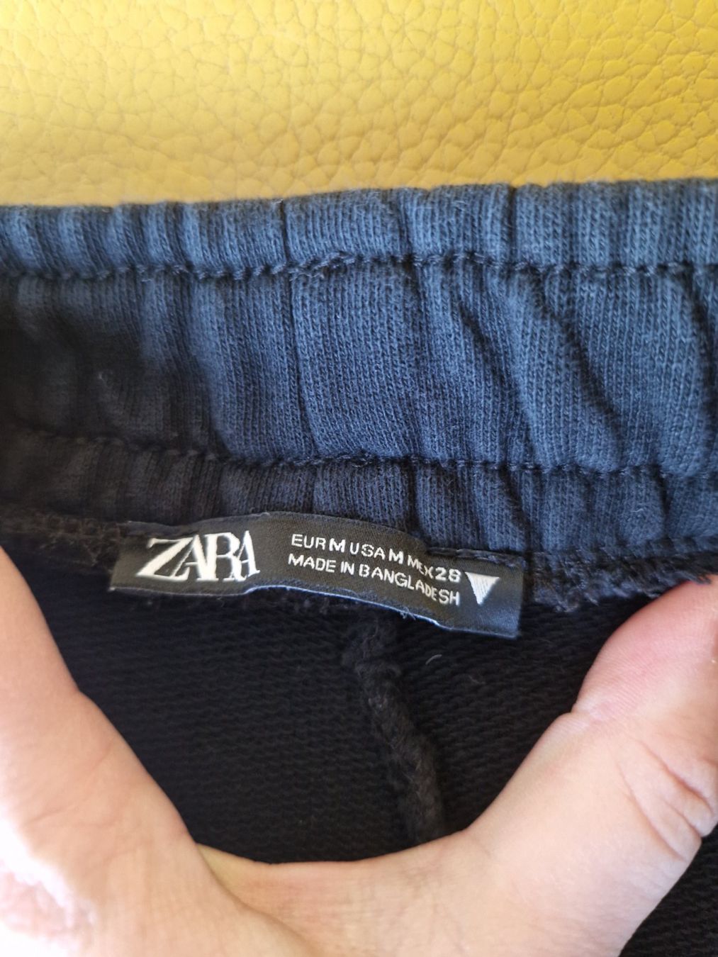 Zara Pantaloni: Zara Hose, Grösse M, Cargo, Baumwolle, Schwarz – Usato da Erlinsbach SO venduto da ULIKH 2