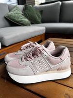 New Balance sneakers 