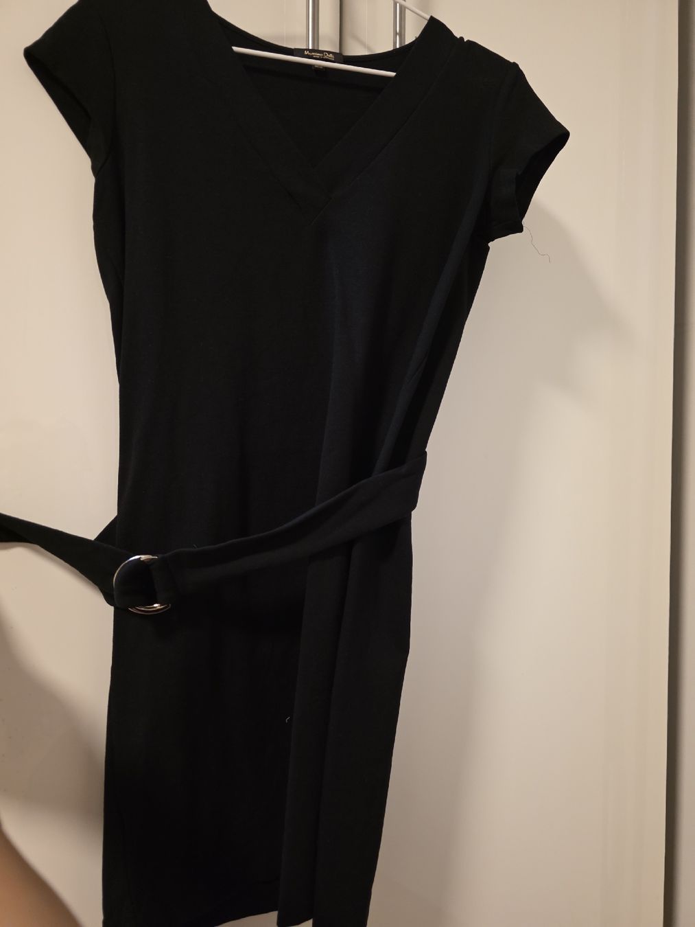 Massimo Dutti Robes: Black Massimo Dutti dress  – D'occasion à Zürich par lit_n7pb 2