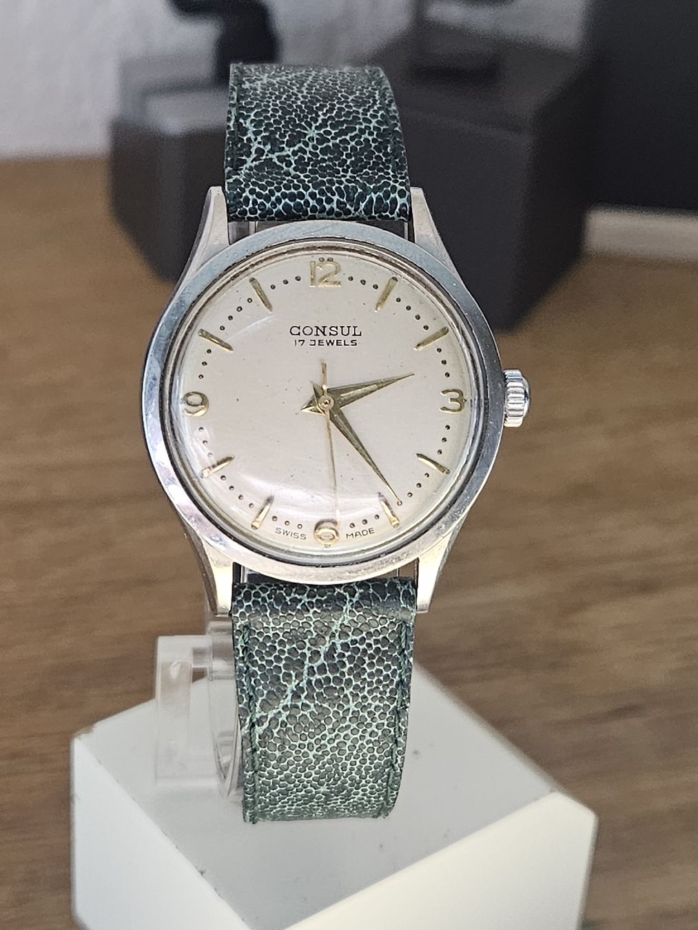 Montres: Consul Handaufzug Herrenuhr 33mm – D'occasion à Flamatt par pie_f9zm 2