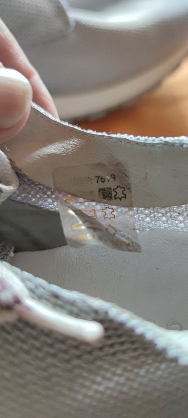Bugatti Scarpe da donna: Damenschuhe Sneakers Bugatti  gr. 38 – Usato da Schweizersholz venduto da fuchs06 6