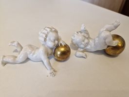 Coppia di statuette in porcellana