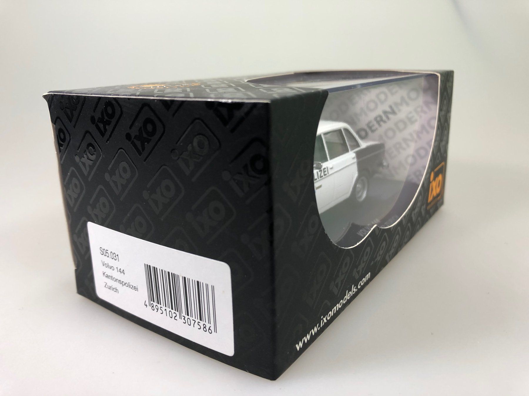 Volvo Modellini d'auto: Volvo 144 Polizei - IXO - 1:43 – Usato da Widen venduto da Himan 4