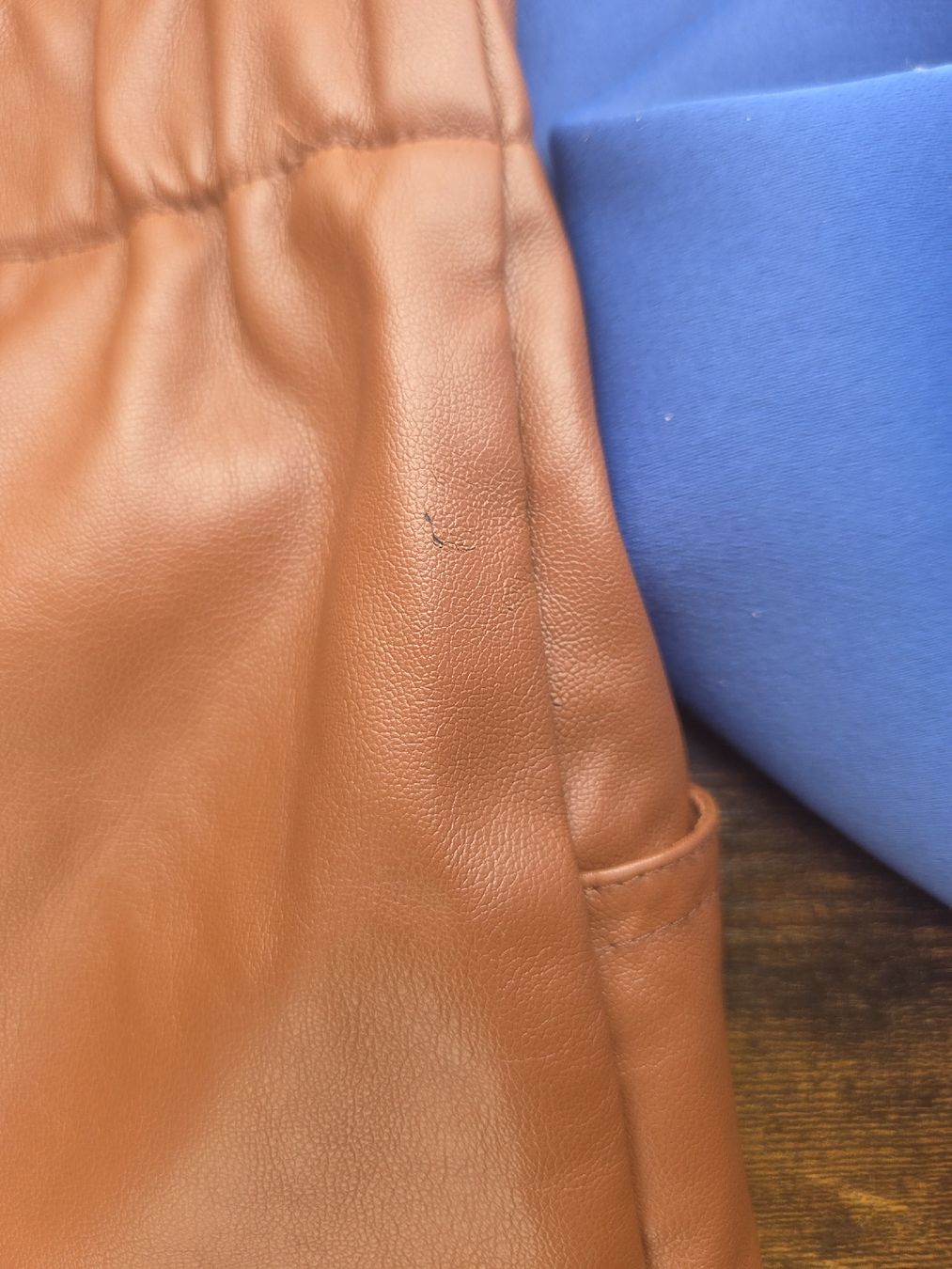 Pull&Bear Pantaloni: Shorts Pull&Bear Kunstleder braun Grösse M gebraucht – Usato da Winterthur venduto da Maricels_Boutique 5