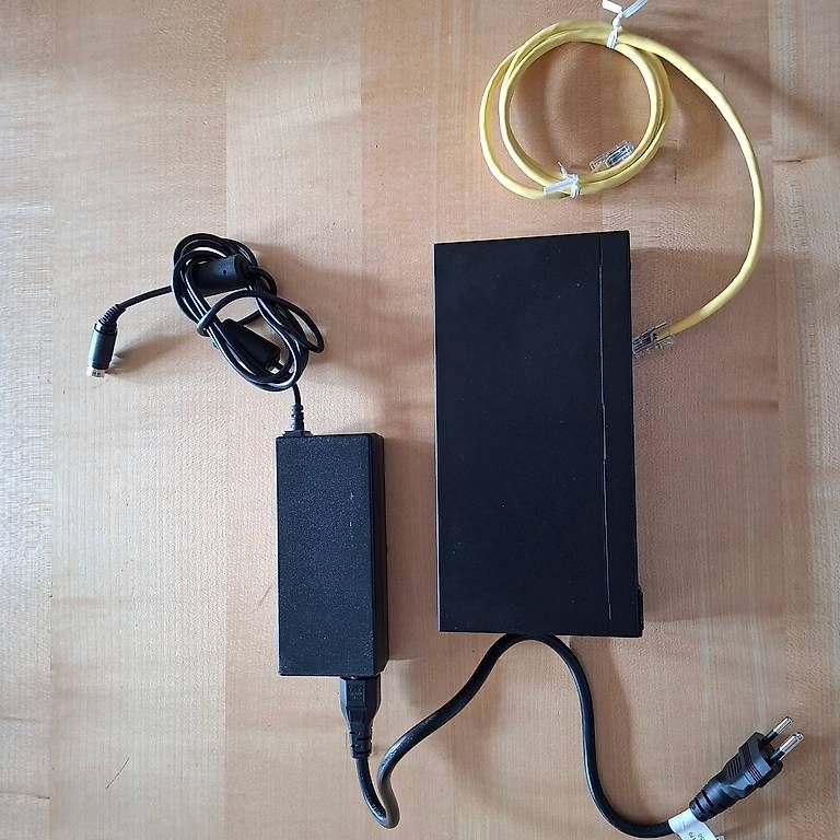 Hub & Switch: ZyXEL GS1100-8HP Switch – Usato da Frauenfeld venduto da saabinsker 4
